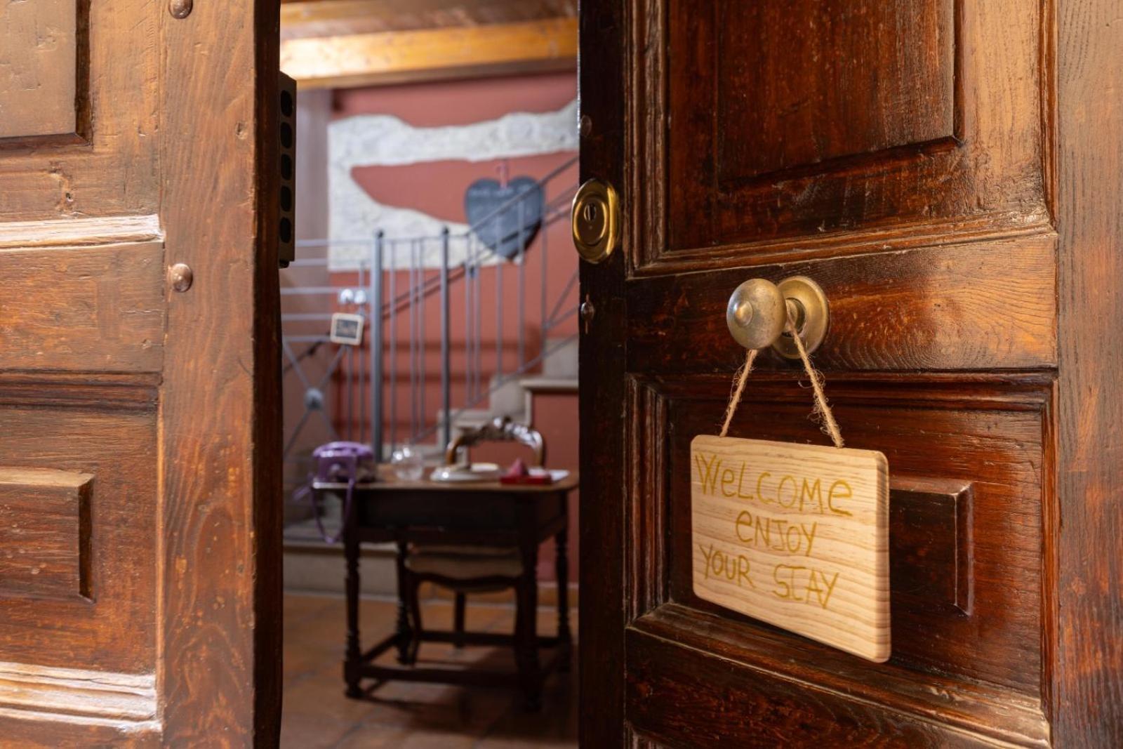 Appartement La Casa Del Principe A Colori Naples